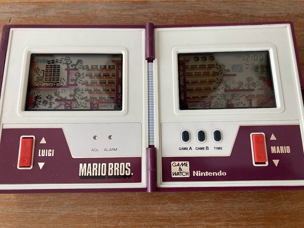 Slot Machine: Nintendo Mario Bros 1980 – Usato da Biel/Bienne venduto da Storck1 1