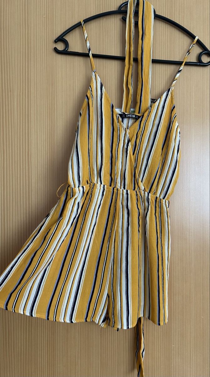 Shein Tute: Combishort rayée jaune et noire – Usato da Ardon venduto da cam_f86l