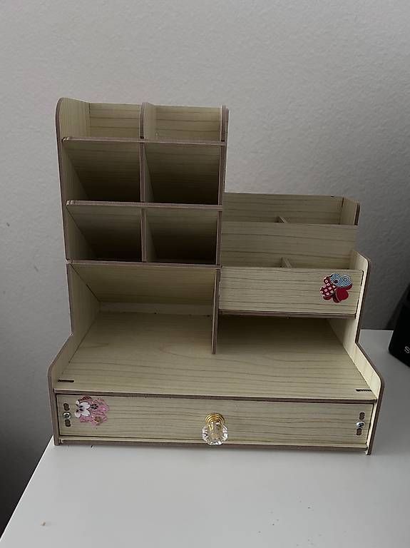 Fixations: Praktischer Stiftehalter aus Holz – D'occasion à Basel par tsulih