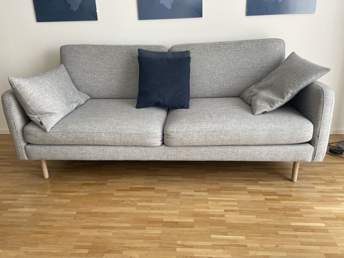Divani: Sofa Bolia mit Beistellsitz und Kissen – Usato da St.Gallen venduto da ann_cgm5 1