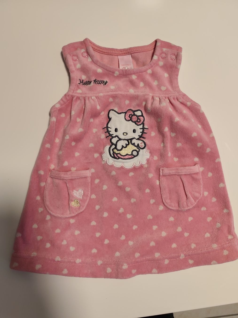 Vestiti & Gonne: Hello Kitty Babykleid Gr.68 – Usato da Dietwil venduto da kim_9ntv