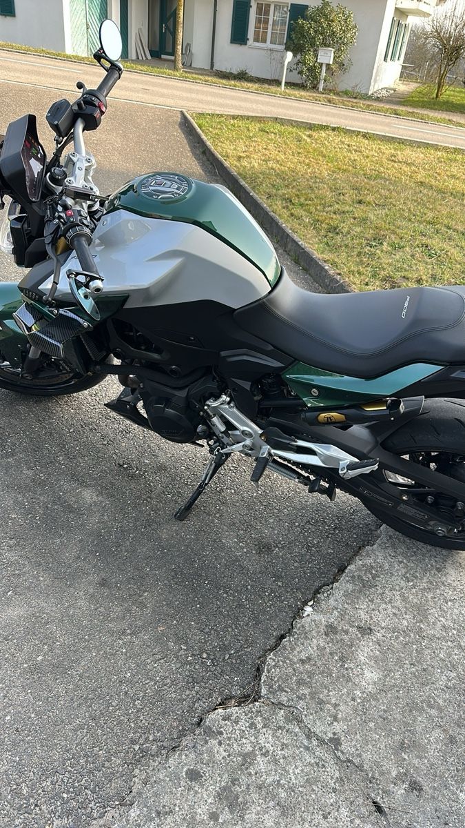 BMW Strada: BMW f900 r – Usato da Bischofszell venduto da lor_7ksz