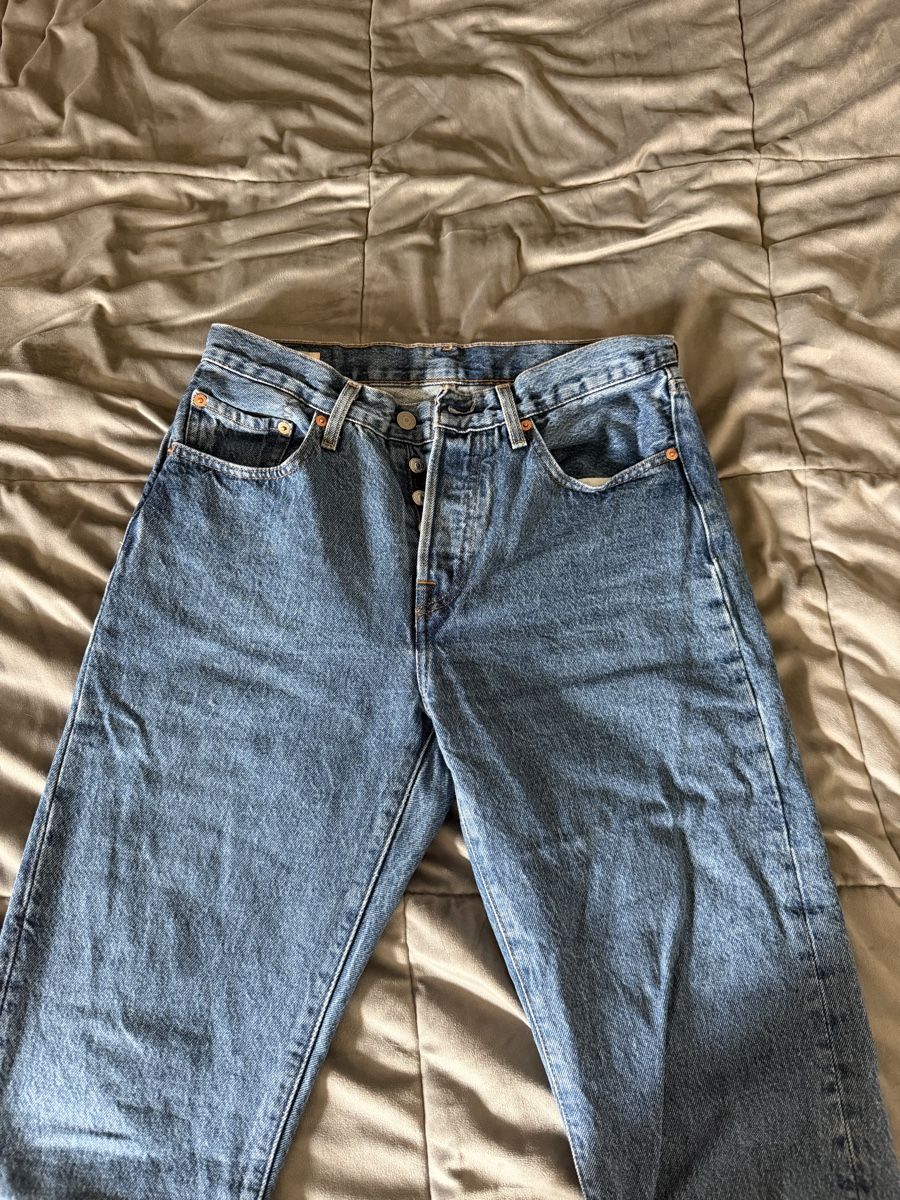 Levi's Jeans: Jeans Levis 501 – Usato da Montsevelier venduto da Duna2210 2