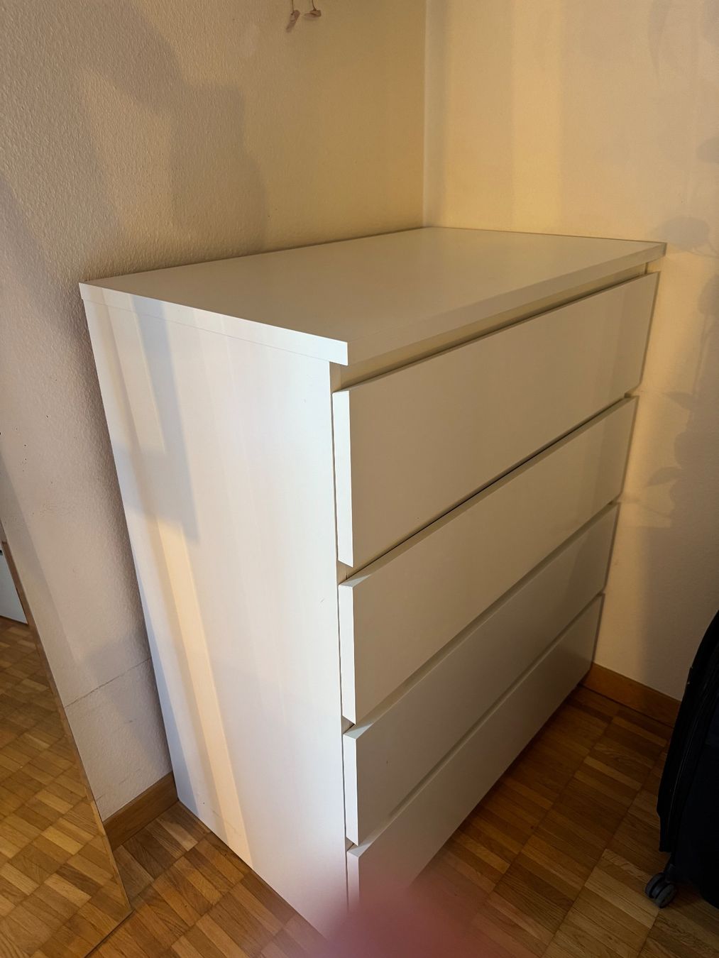 Ikea Cassettiere: Kommode weiss 4 Schubladen guter Zustand – Usato da Zürich venduto da sofiaalpac 1