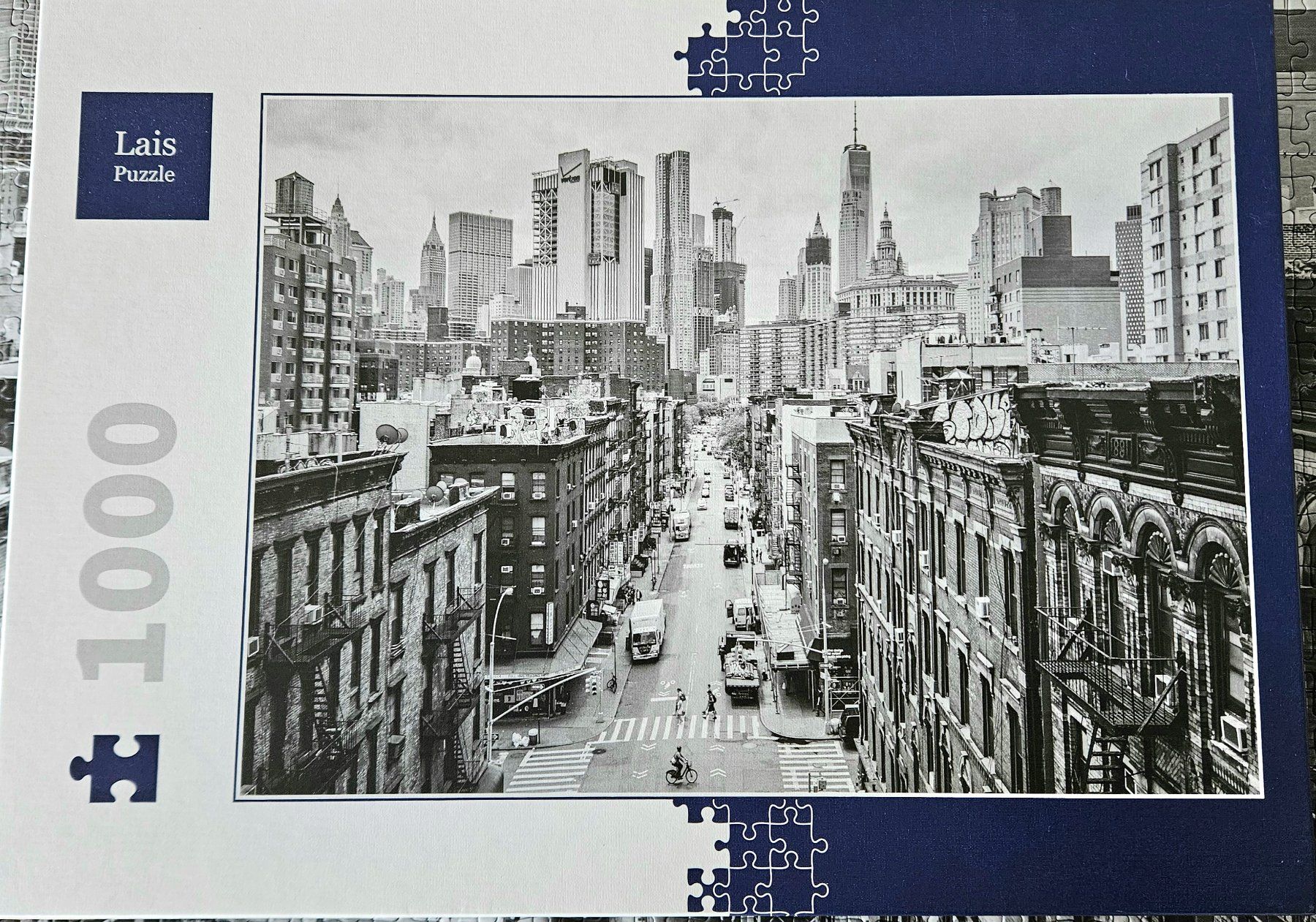 Puzzles: Schwarz-Weiß-Puzzle 1000 Teile – Gebraucht aus Pfäffikon ZH von sus_x8jh