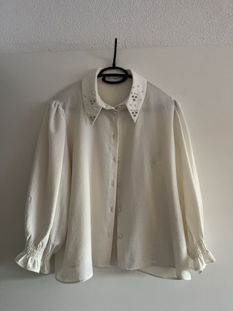 Elegante ZARA Bluse mit Kragen-Details, Gr. L, Top Zustand