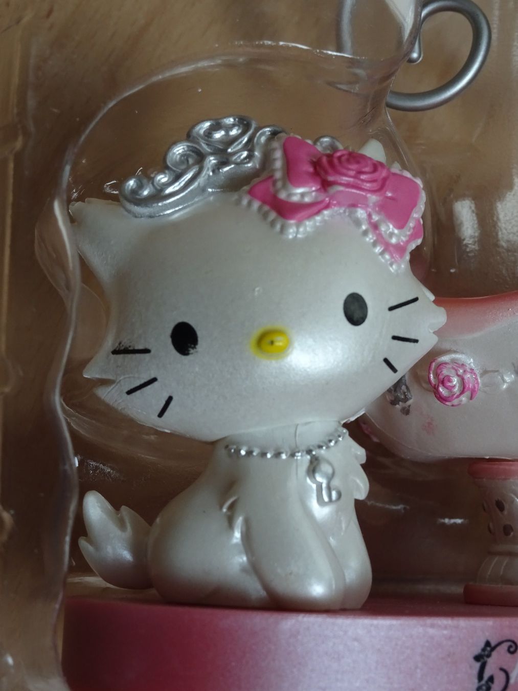 Tutte le decorazioni: Sanrio Hello Kitty / Charmmy Kitty Schmuckständer – Nuovo (secondo la descrizione) da Oberönz venduto da sunblink 3