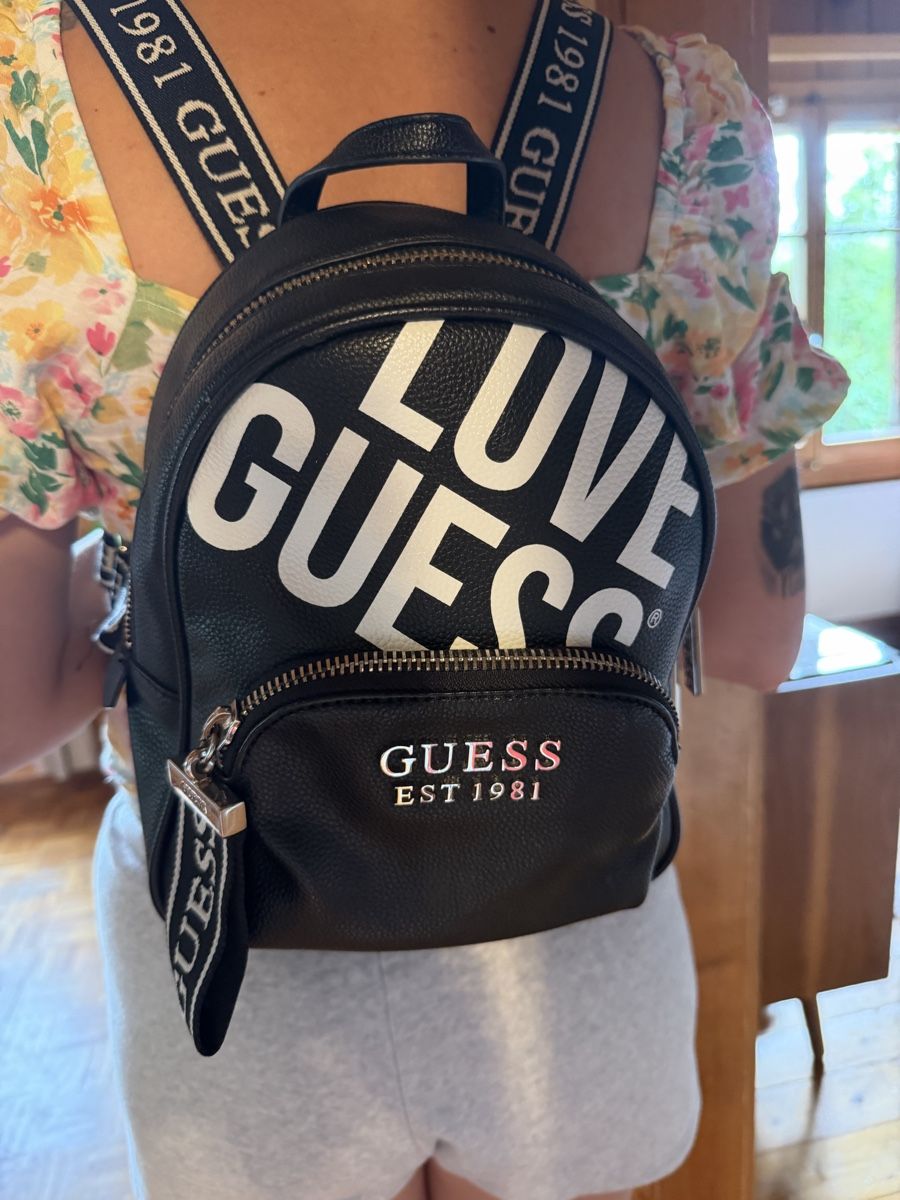 Guess Zaini: Guess Rucksack schwarz – Usato da Triesenberg venduto da dom_hd56