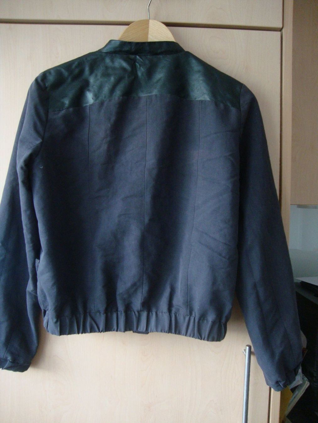 Giacche: Jacke – Usato da wolfertswil venduto da februartag 2