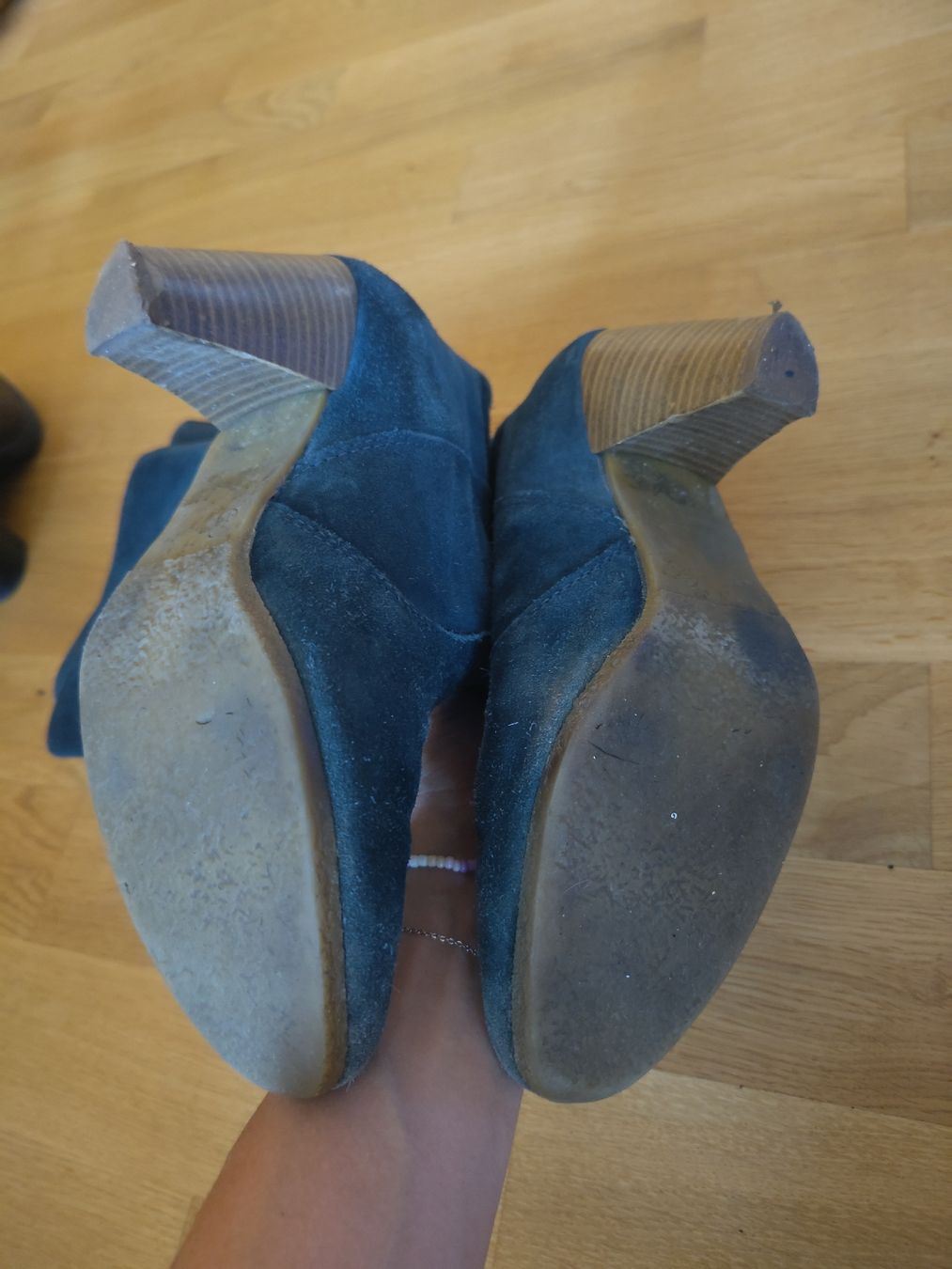 Damenschuhe: Stiefel Wildleder grau Grösse 36 getragen – Gebraucht aus Winterthur von unitofinito 2