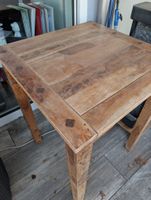 Holztisch mit Verzierungen Tischplatte rechteckig
