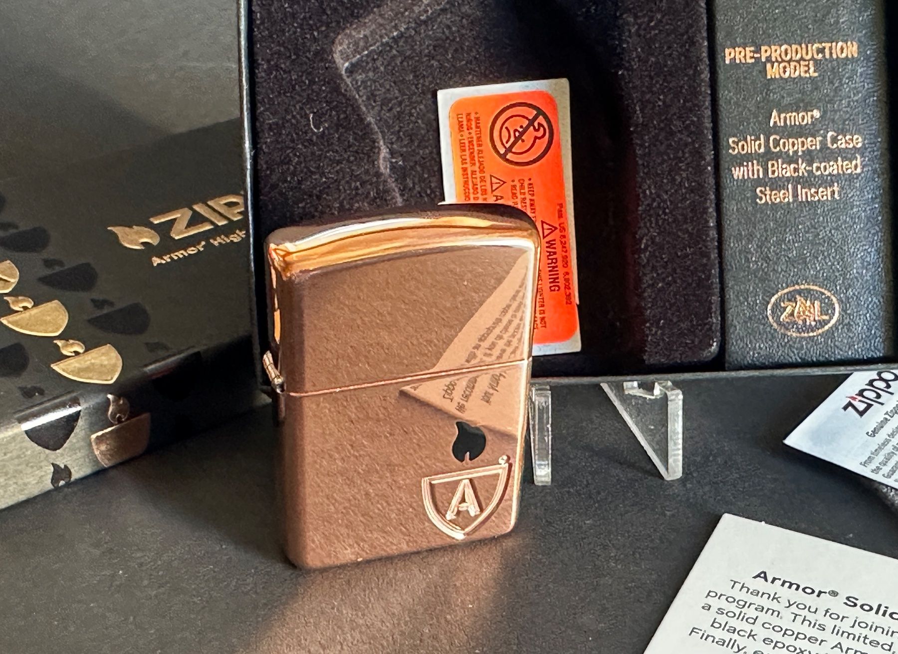 Zippo Accendini: SOLID COPPER ARMOR ZIPPO LIMITED EDITION BLACK INSERT NEU – Nuovo e nell'imballaggio originale da Untersiggenthal venduto da zippjoe 1
