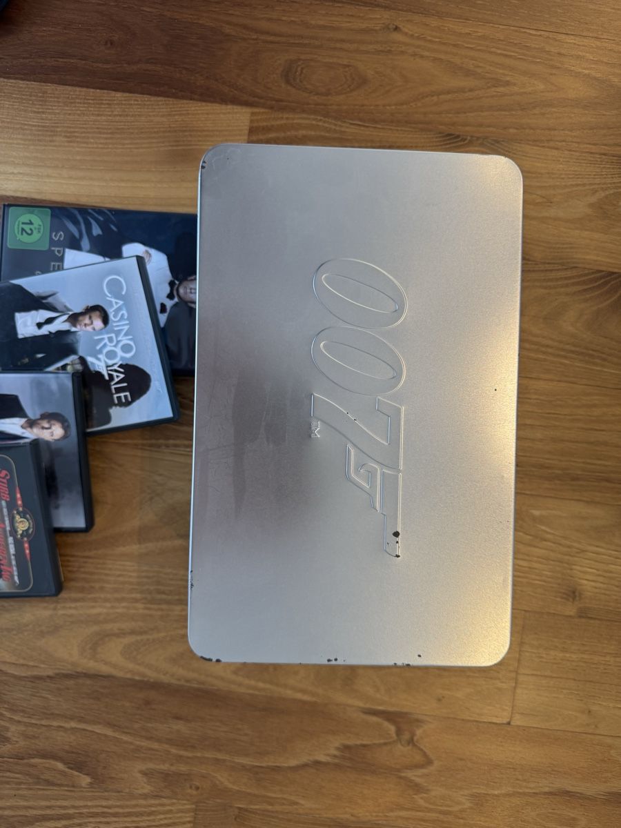 Tous les DVDs: James Bond 007 DVD-Sammlung – D'occasion à Dietwil par Armi1973 3