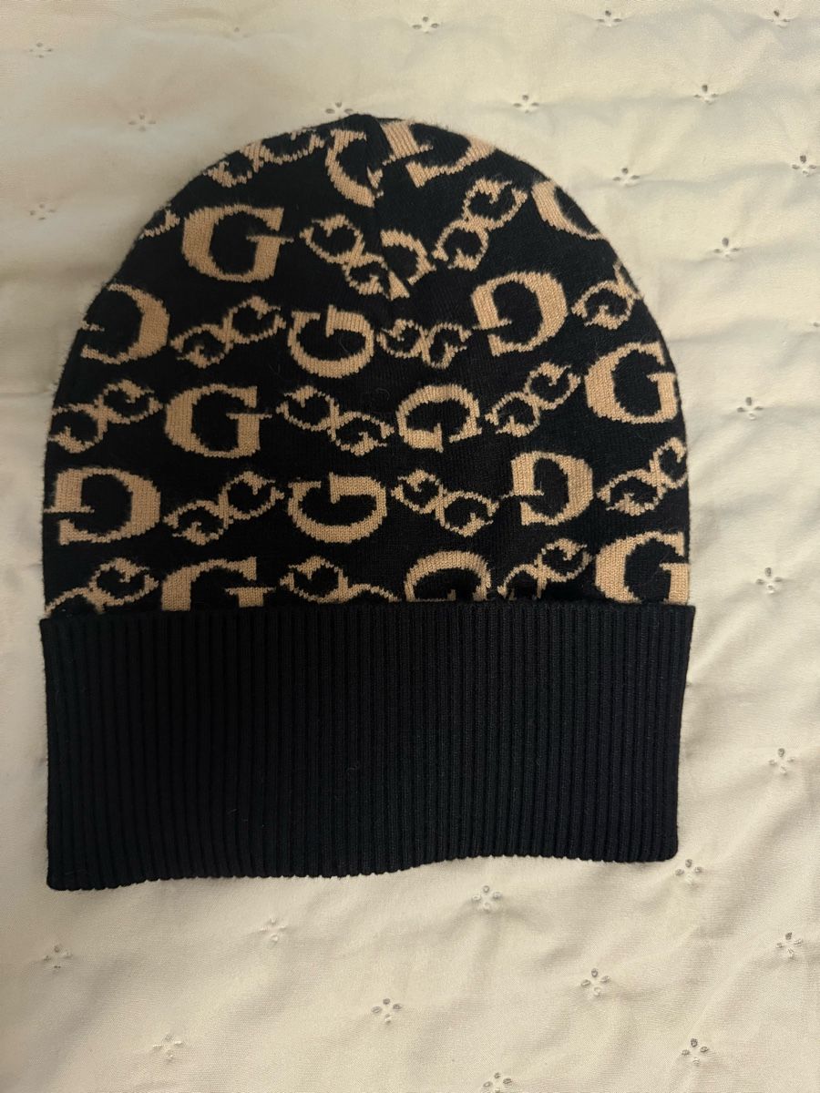 Guess Hüte, Mützen & Caps: Guess Mütze – Neu (gemäss Beschreibung) aus Döttingen von SenKirman