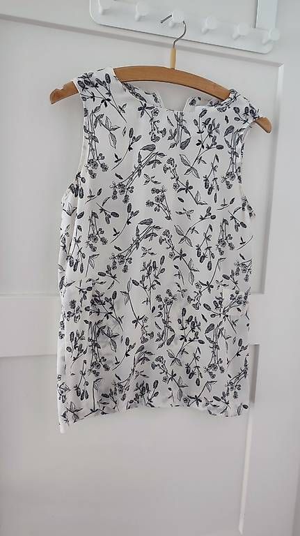 Top: White/Weißes Top S – Usato da Zürich venduto da aba_6b6j 1