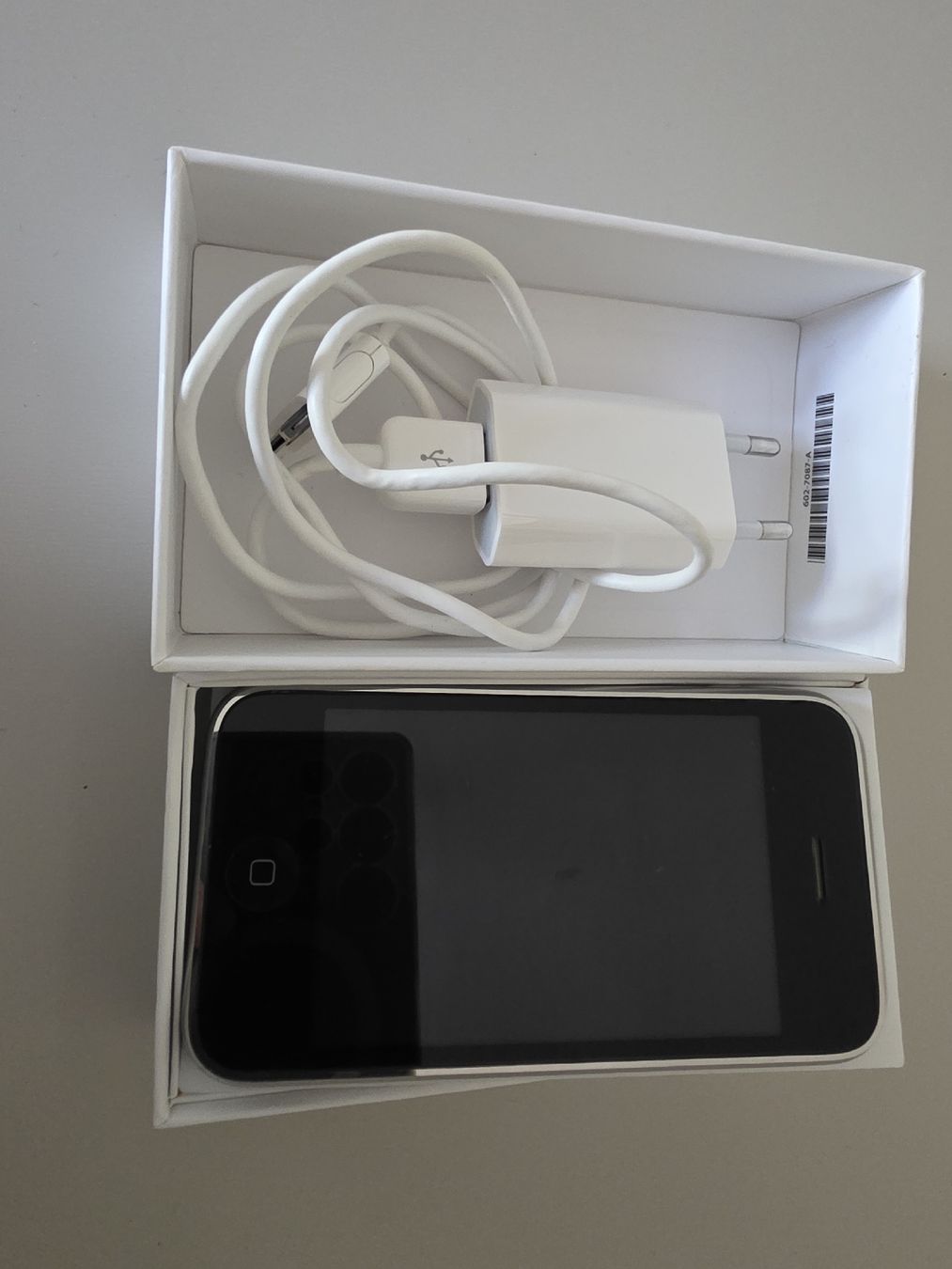 Apple Telefoni cellulari / Smartphones: iPhone 4S - Klassiker  in gutem Zustand – Usato da Wigoltingen venduto da Zuckerfee84 4