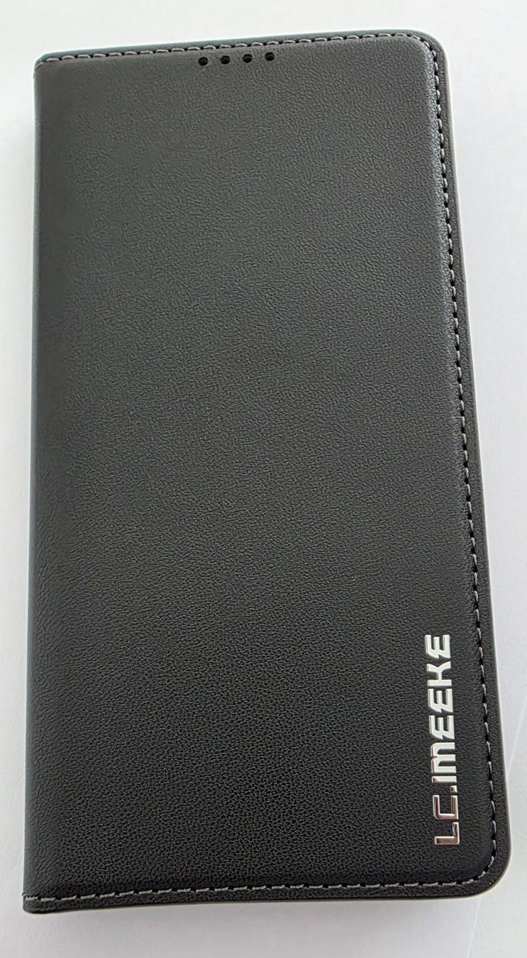 Apple Cover & Protezioni schermo: iPhone  18 Pro max /17 Pro Max Magnet Hülle Schwarz – Nuovo e nell'imballaggio originale da Einsiedeln venduto da valli77