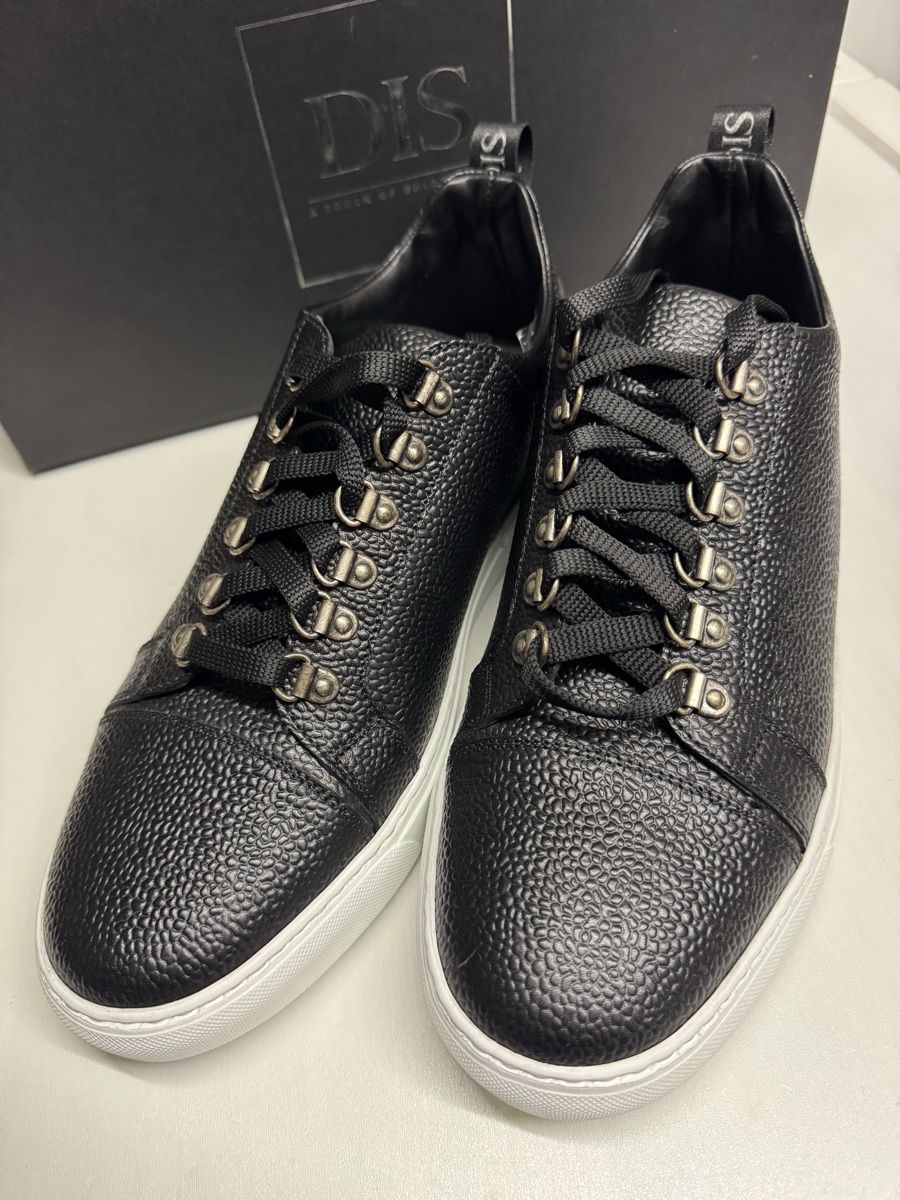 Scarpe da uomo: Baskets DIS, cuir noir, taille 44 - un look unique! – Nuovo e nell'imballaggio originale da Brügg BE venduto da Goob