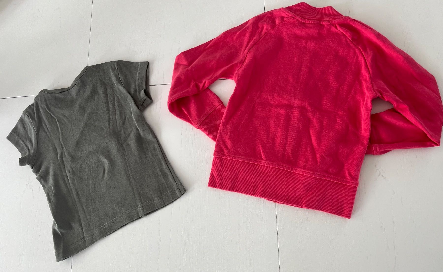 Lotti & Set di vestiti: T-Shirt & Sweatshirt-Jacke Gr. 128 – Usato da Hünenberg See venduto da spartakus02 1