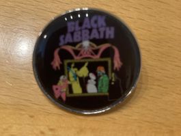 Black Sabbath Pin Anstecker Punk Rock Metal Pop