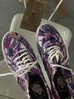 Vans disegni astratti