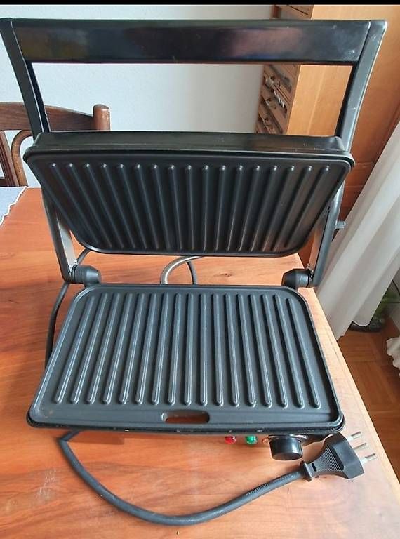 Appareils de cuisine: SANDWICHMAKER VERSTELLBAR – D'occasion à Zürich par Kadas8 3