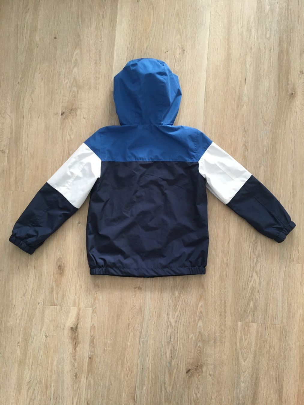 C&A Giacche & Cappotti: Jacke mit Kapuze, Gr. 122 – Usato da Zumikon venduto da meter03 1