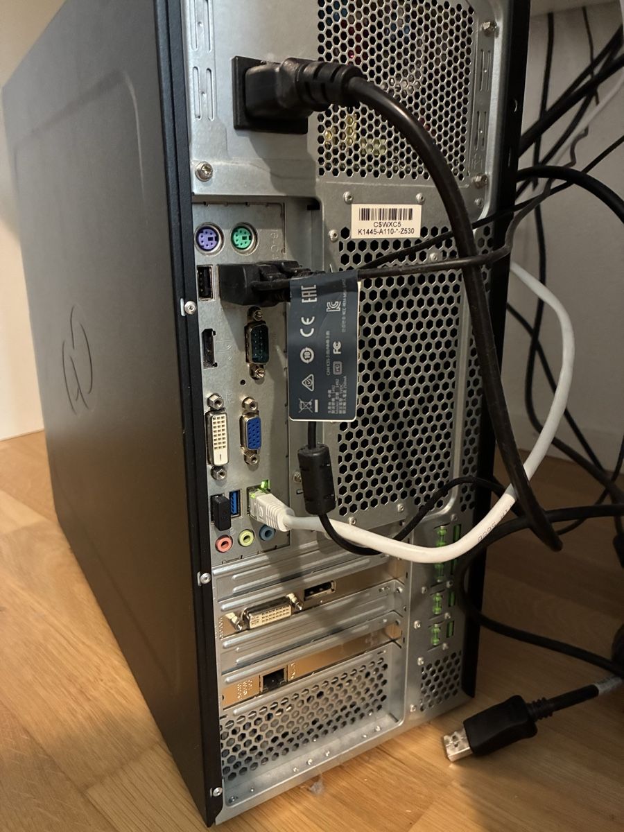 Fujitsu PC: Tower PC Fujitsu Celsius W530 Power Intel i7 Windows 10 Pro – Usato da Zürich venduto da rdalbello 1