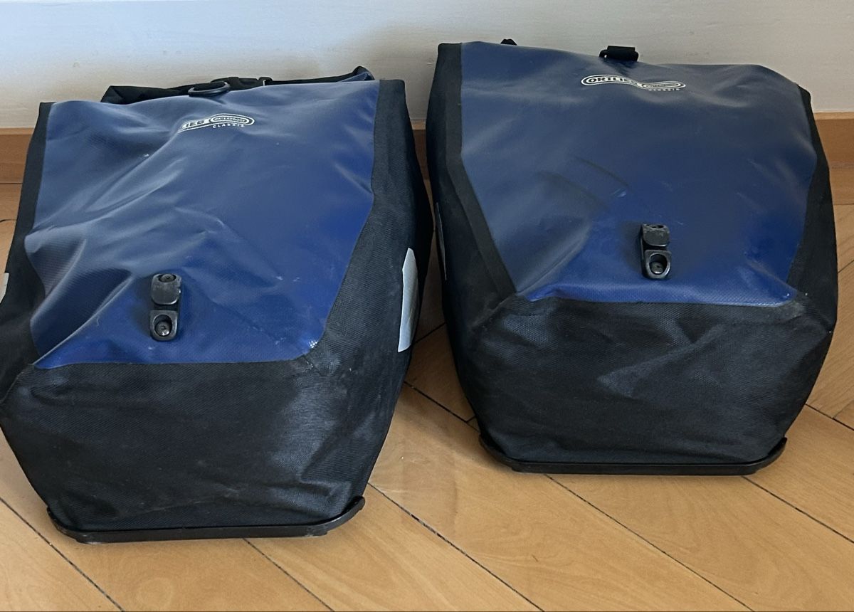 Ortlieb Borse: 2 Ortlieb Hinterradtaschen – Usato da Bern venduto da oggetti_20 2