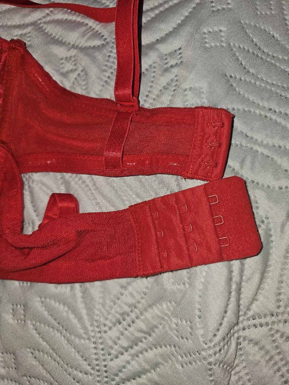 H&M Sonstige Unterwäsche: 2 Soutien-gorge rouge H&M 75C – Neu und originalverpackt aus Tecknau von Anadias 3