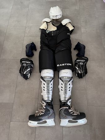 Équipement de hockey jr