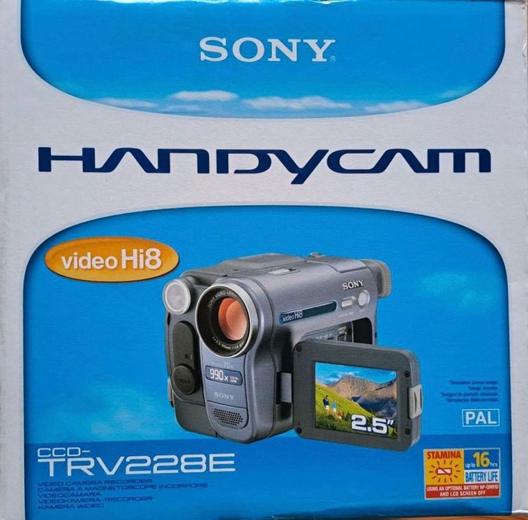 Sony Hi8 Camcorder TRV 228E mit Tasche und im OVP Kaufen auf Ricardo