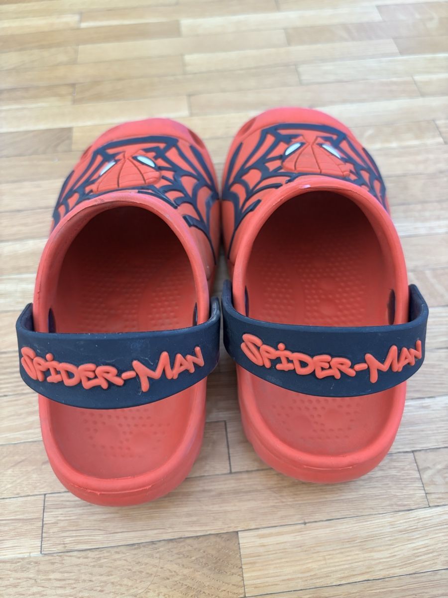 H&M Scarpe per ragazzi: Sandals enfant p. 28 Spiderman – Usato da Chêne-Bougeries venduto da CeliaMate 5
