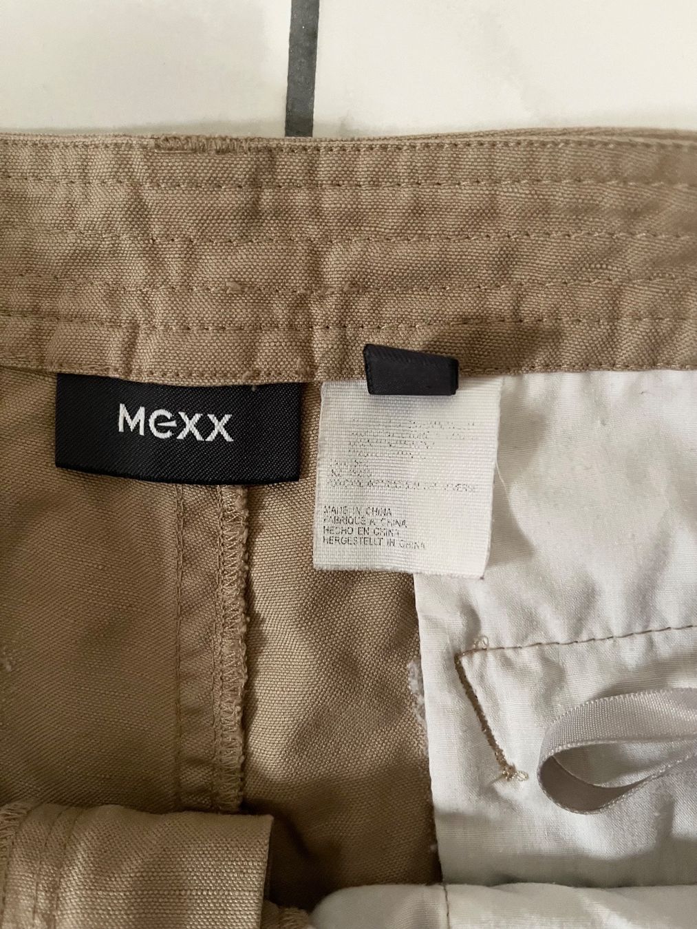 Mexx Pantaloni: NEU Mexx: klass. Shorts, beige, 36 – Usato da Luzern venduto da ellitussi 2