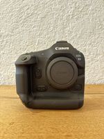 Canon EOS R1 Gehäuse mit Zubehör neuwertig