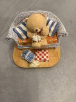 Forever Friends Figur Bär auf Sofa neuwertiger Zustand