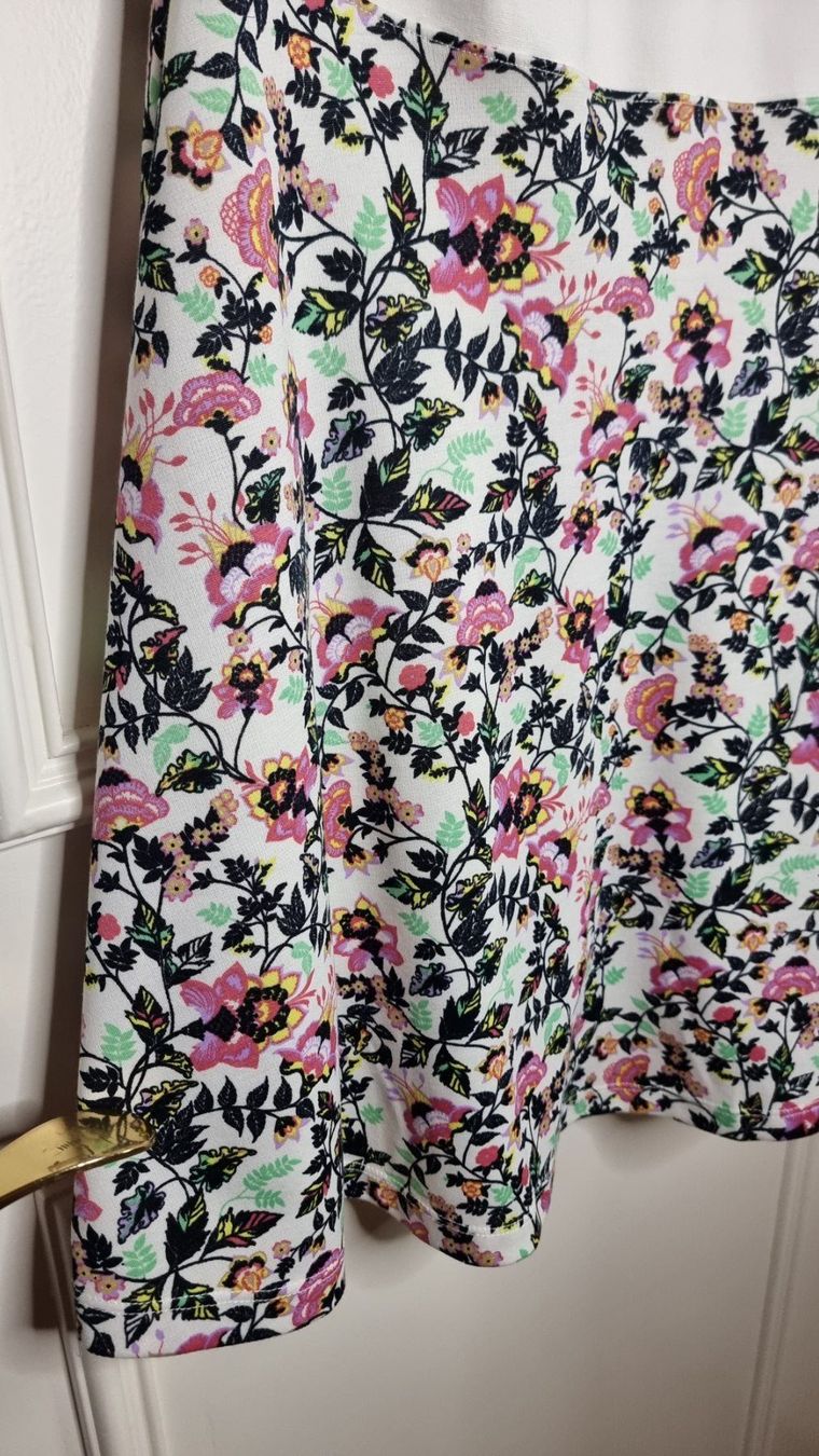 Vestiti: 🌺Kleid Größe 40-L🌺 – Usato da Wald ZH venduto da CapLux 3