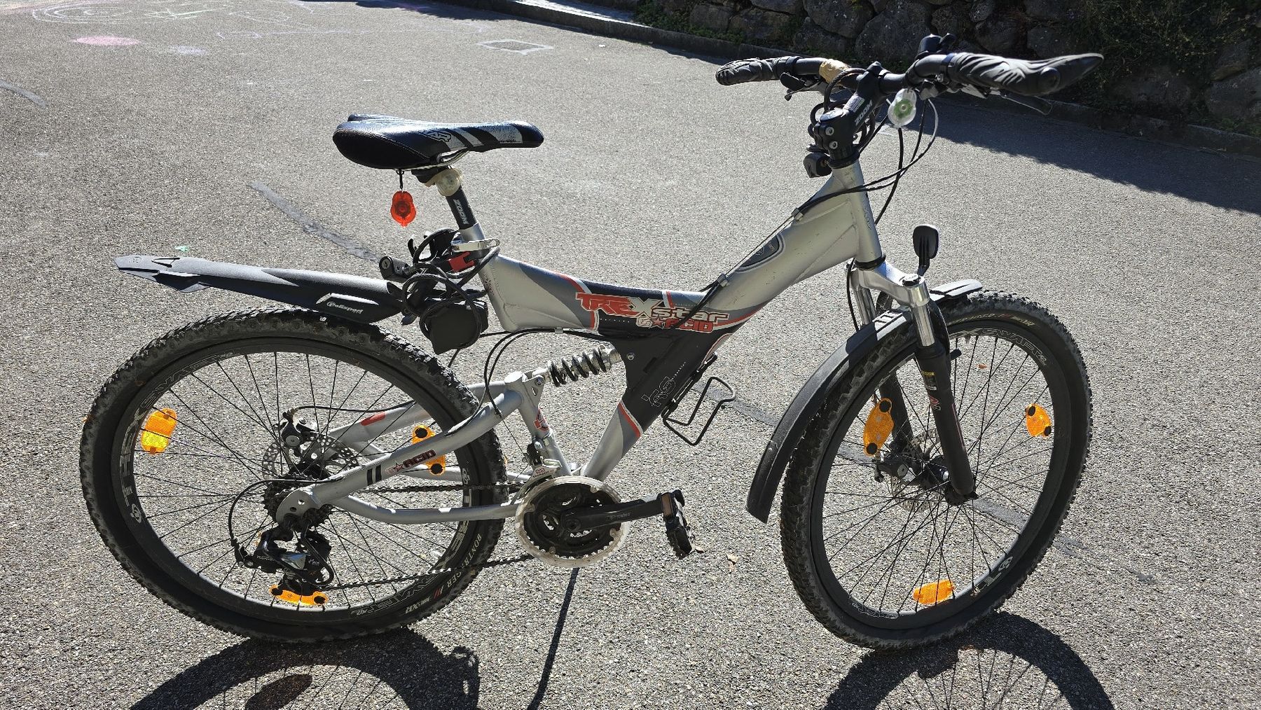 Velos: Jugendvelo – Defekt aus Wiesendangen von Saschu