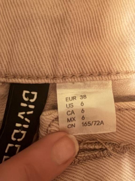 Jeans: Cargo jeans – Gebraucht aus Bidogno von sch_bby9 4