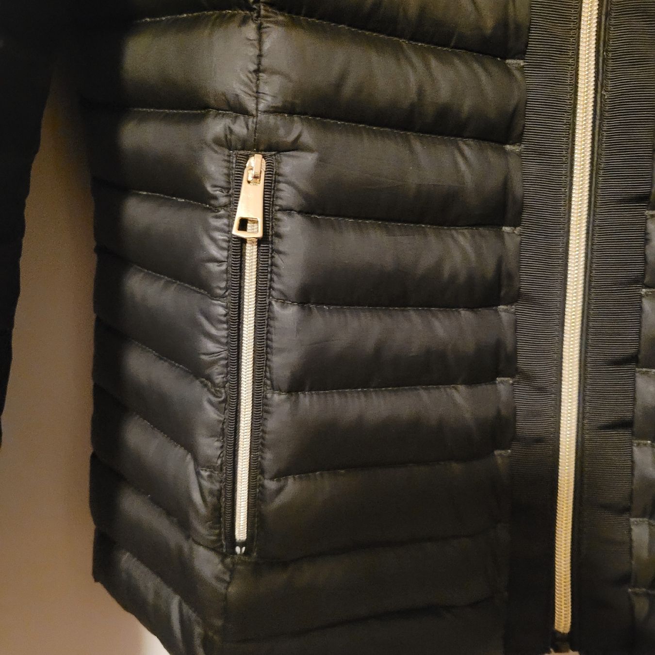Esprit Giacche: Esprit Daunen Jacke Grösse  S – Usato da Schmerikon venduto da 7855 4