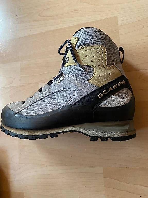 Chaussures hommes: Wanderschuhe neu 450Fr – D'occasion à Frutigen par uma_qk2s 2