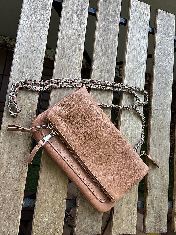 Borse da donna: Kleine Handtasche aus Leder – Usato da Basel venduto da Delaed