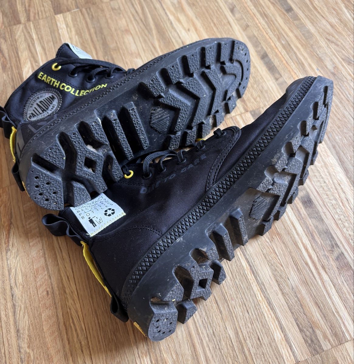 Palladium Scarpe da donna: Palladium Schuhe. Gr. 40 – Usato da Luzern venduto da lor_x8hx 5