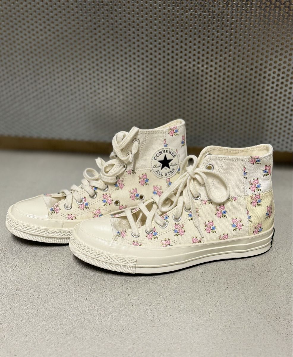 Converse Scarpe da donna: Converse Chuck 70 patchwork floral – Usato da Neuhausen am Rheinfall venduto da Laghi