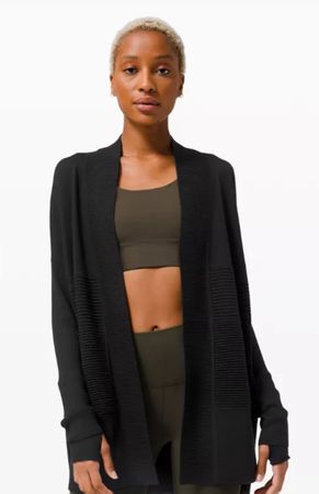 Lululemon Lotus Wrap Merino XS/S Schwarz Jacke