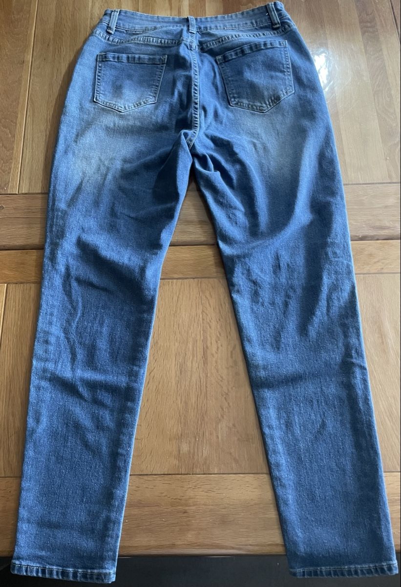 Jeans: Jeans femme taille 42 – Neuf (Voir description) à Martigny-Croix par jen_t9fp 2