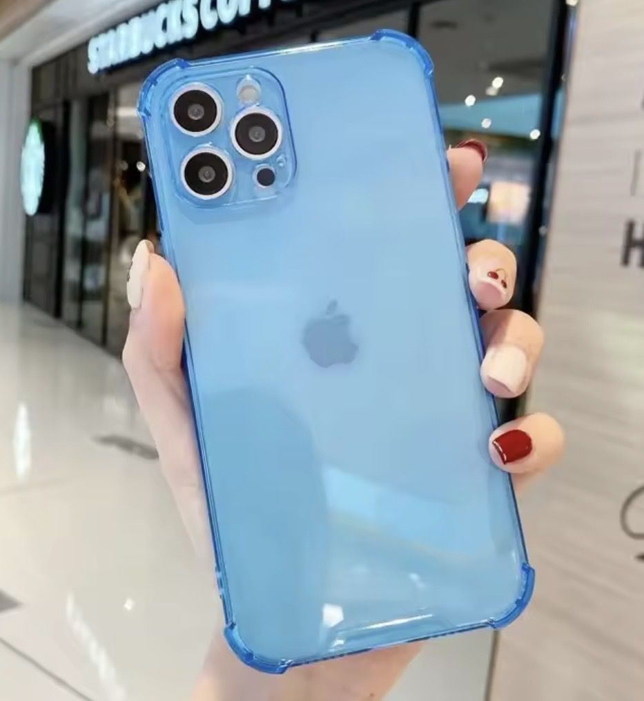 Apple Cover & Protezioni schermo: Apple iPhone 15 Pro Hülle (blau) NEU – Nuovo e nell'imballaggio originale da Zürich venduto da Artcore
