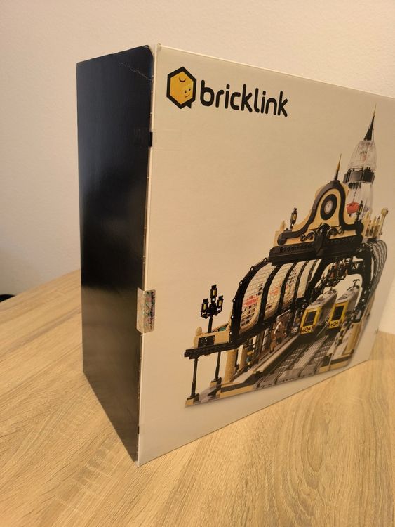 Lego Kit di costruzioni: Lego Bricklink Studgate Train Station - 910002 Neu & OVP – Nuovo e nell'imballaggio originale da Luzern venduto da bdu_yz77 2