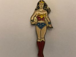 Vends Pins Wonderwoman