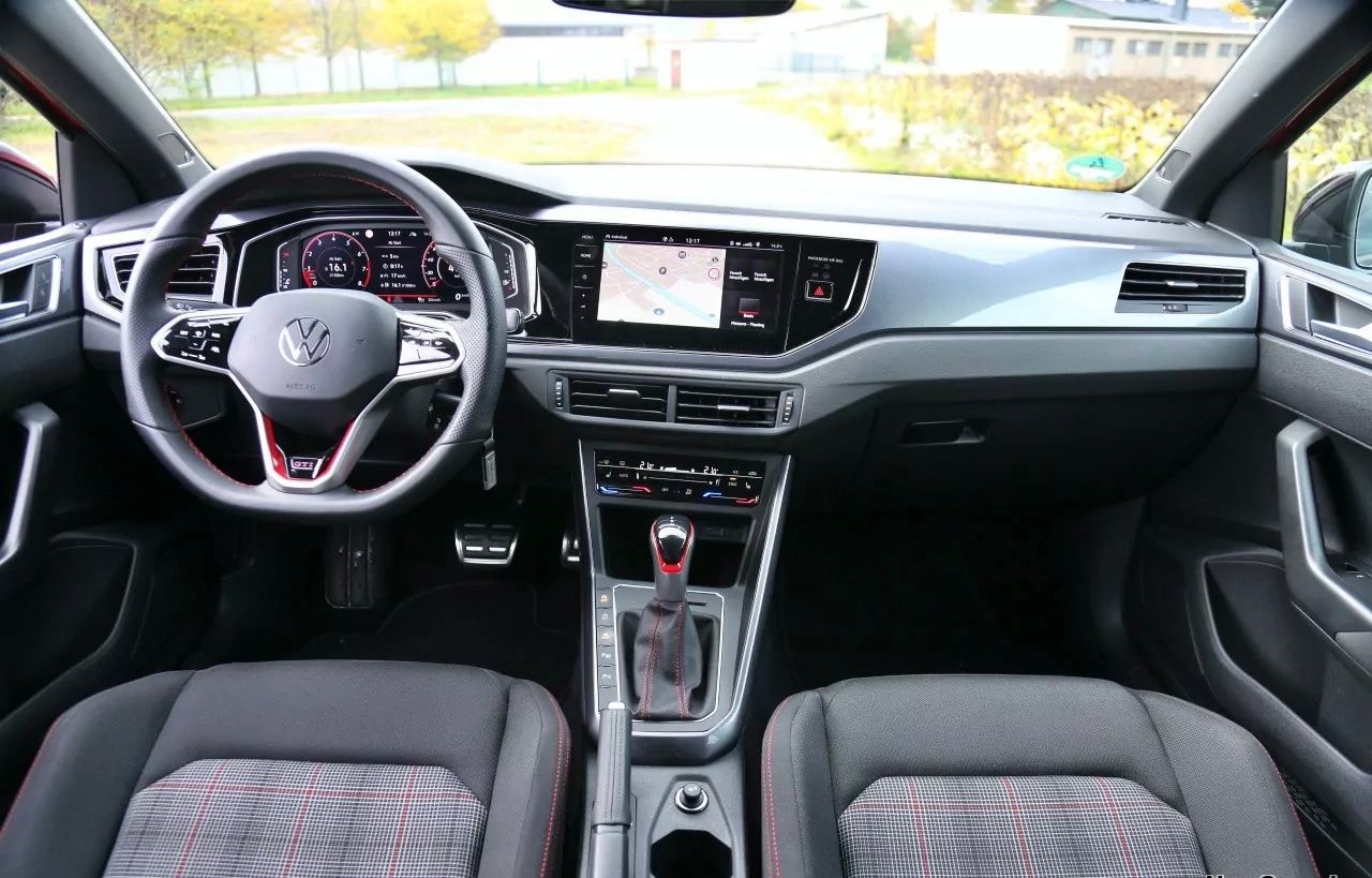 VW Automobili: POLO GTI 2023 – Usato da Sorvilier venduto da JulienGyger1209 2
